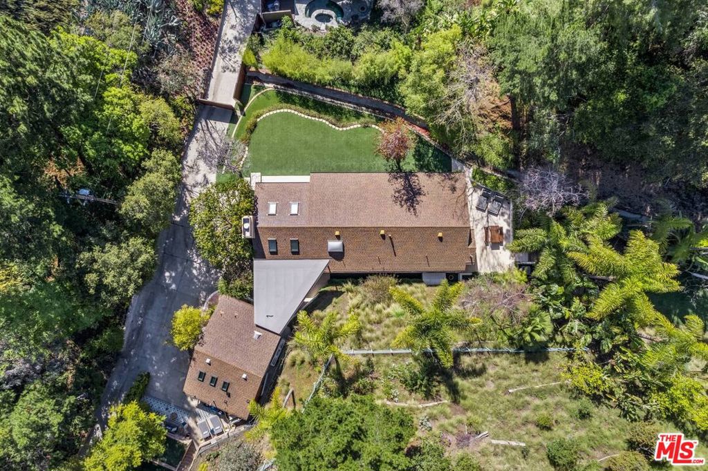3626 Mandeville Canyon Road Property Photo 70