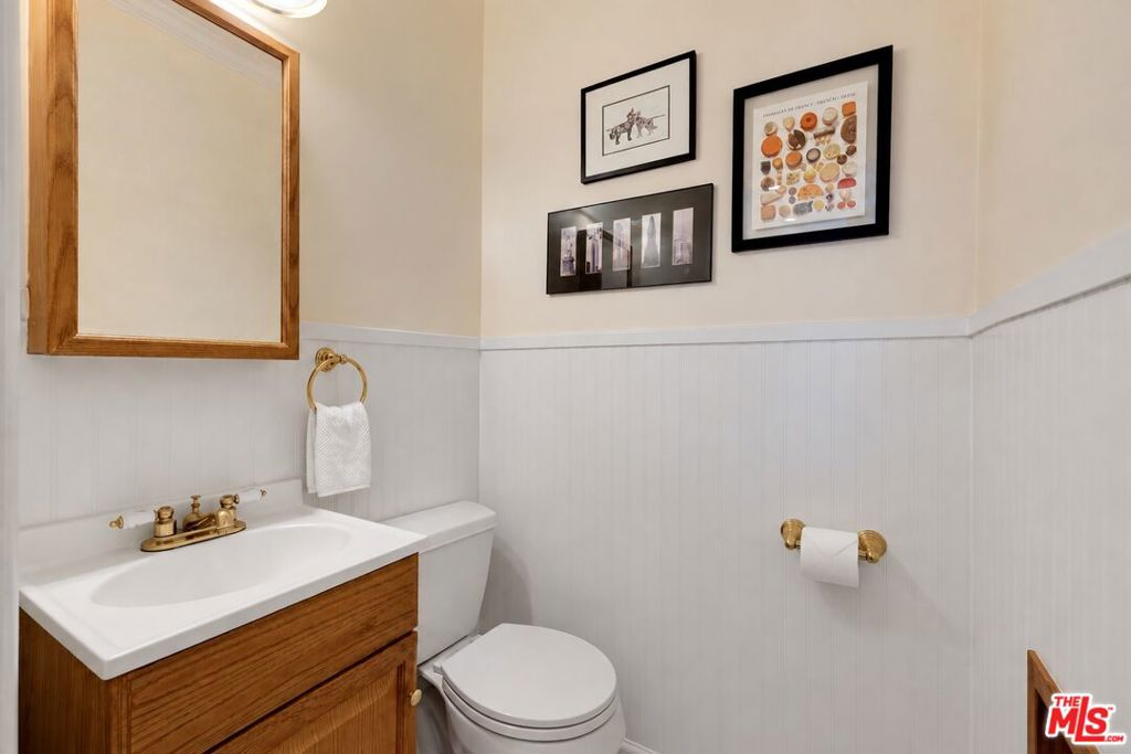 11861 Tiara Street Property Photo 20