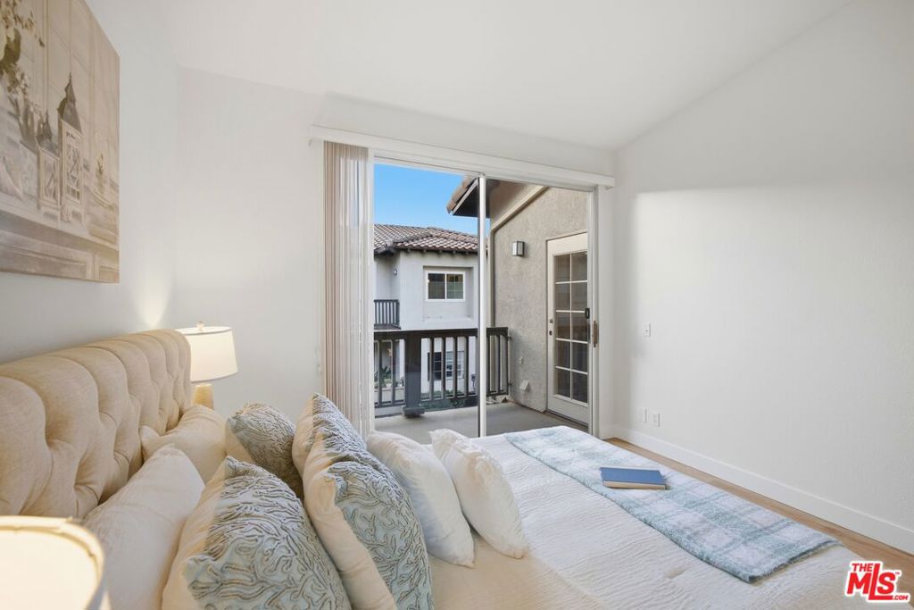 87 Via Contento Property Photo 21
