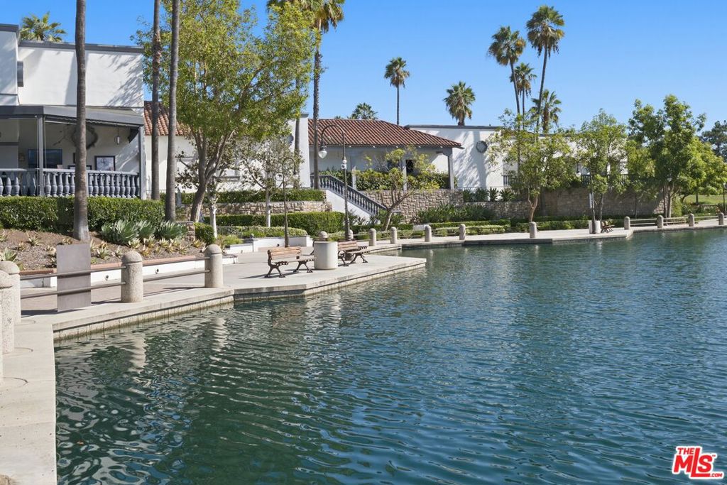 87 Via Contento Property Photo 35