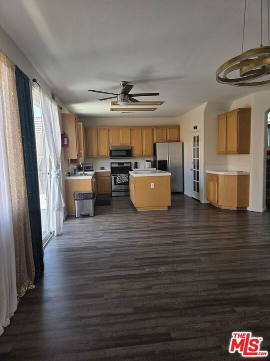 1855 Stratford Street Property Photo 4
