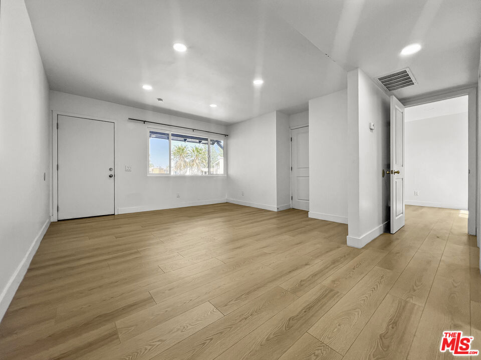 9221 Wheeler Court Property Photo 15