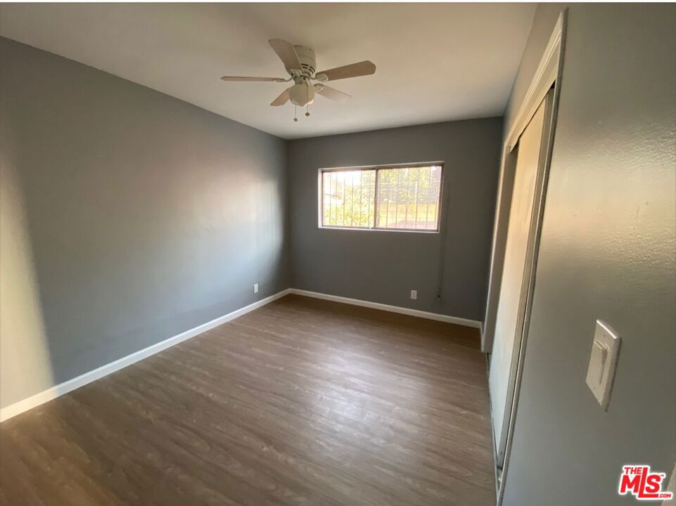 218 E 81st Street Property Photo 4