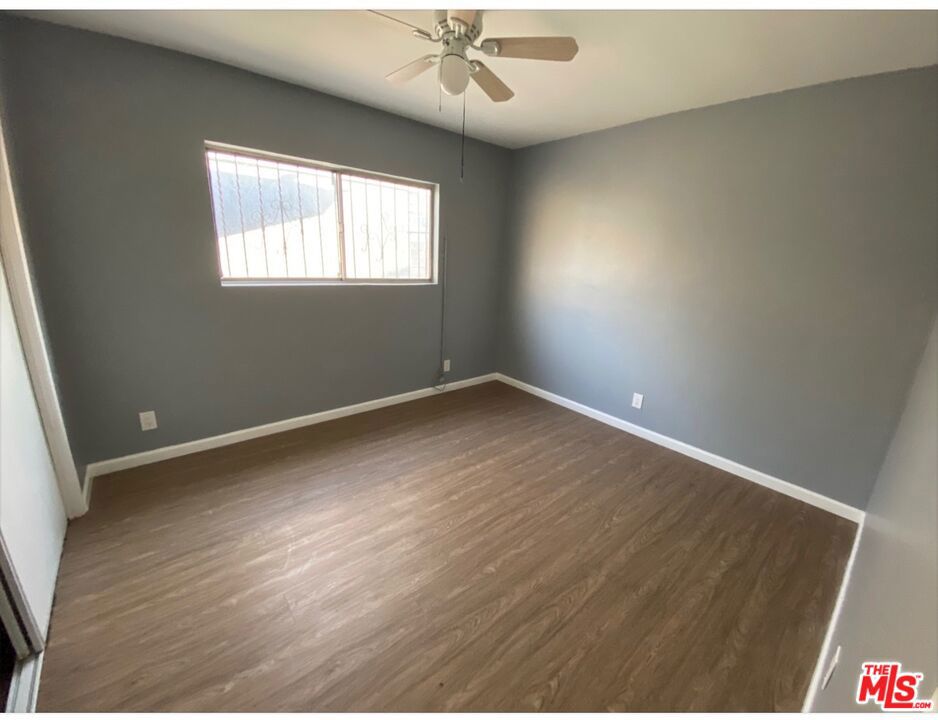 218 E 81st Street Property Photo 5