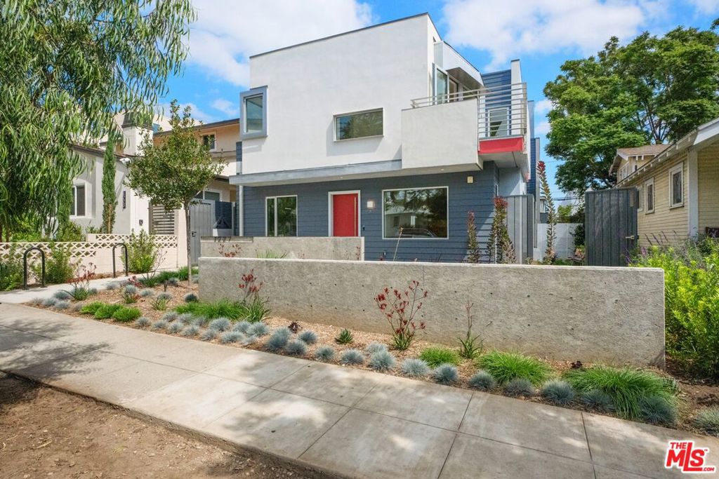1227 23rd Street A Property Photo 1