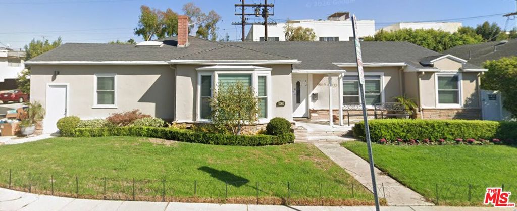 1470 S Doheny Drive Property Photo