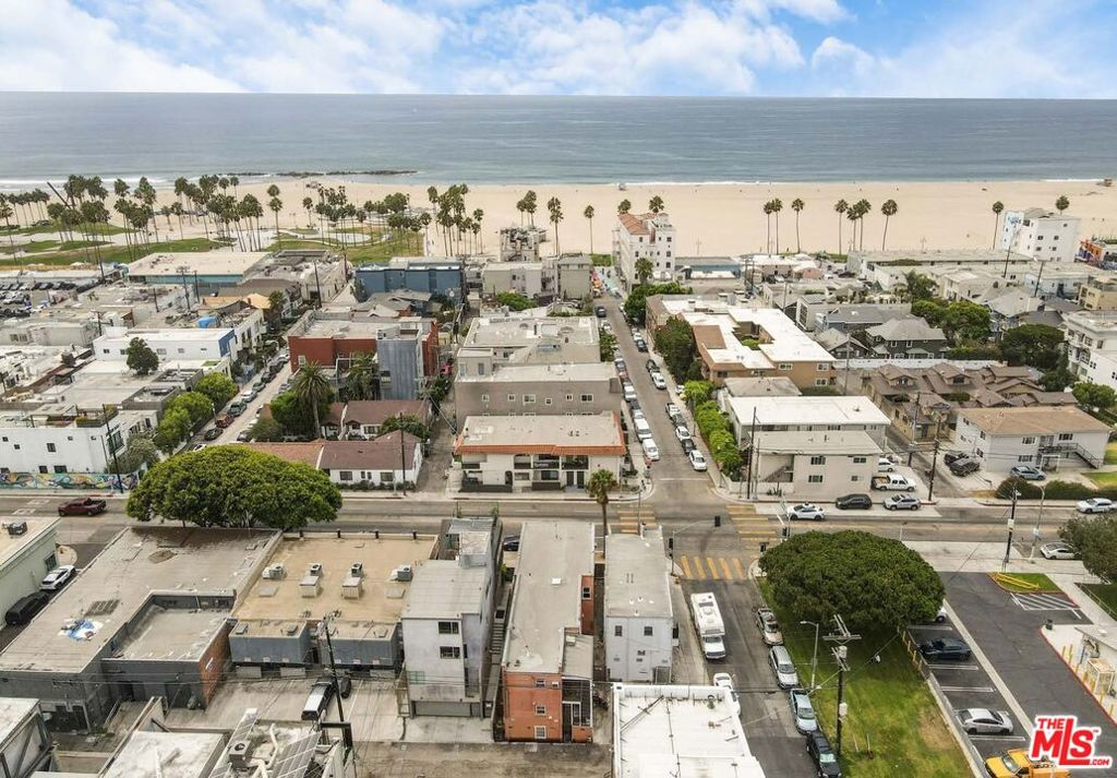 1304 Pacific Avenue Property Photo 1
