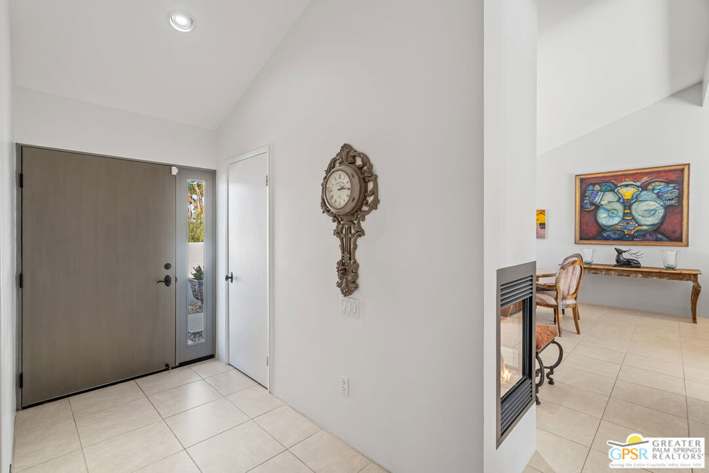 805 E El Cid Property Photo 16