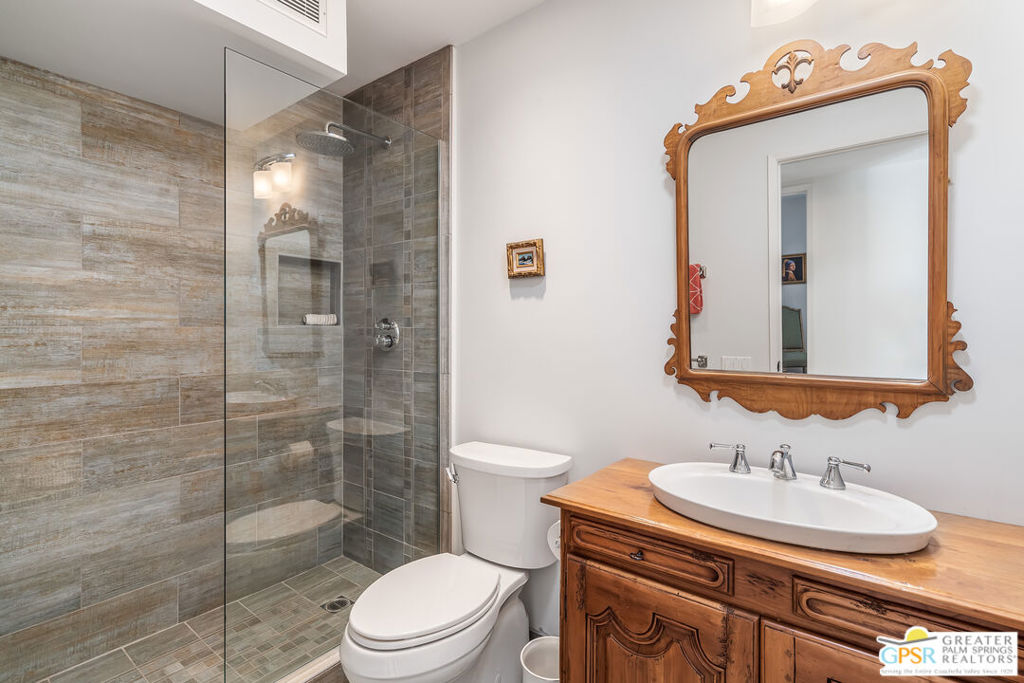 805 E El Cid Property Photo 33