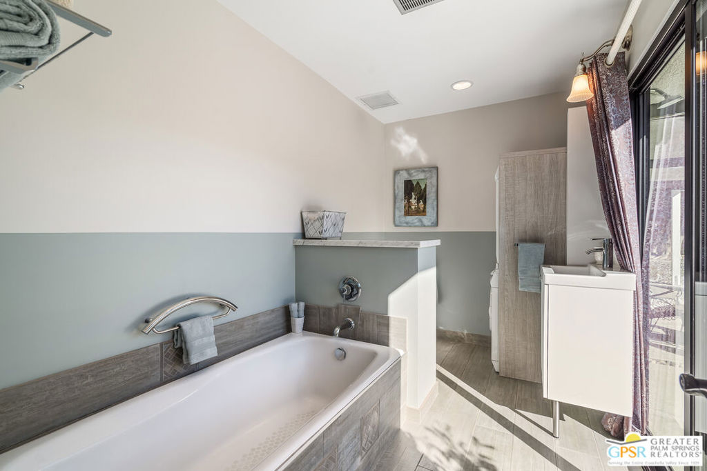 805 E El Cid Property Photo 35