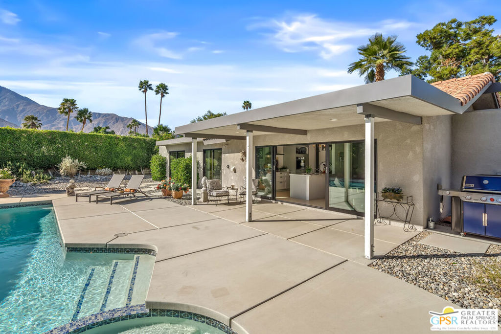 805 E El Cid Property Photo 49