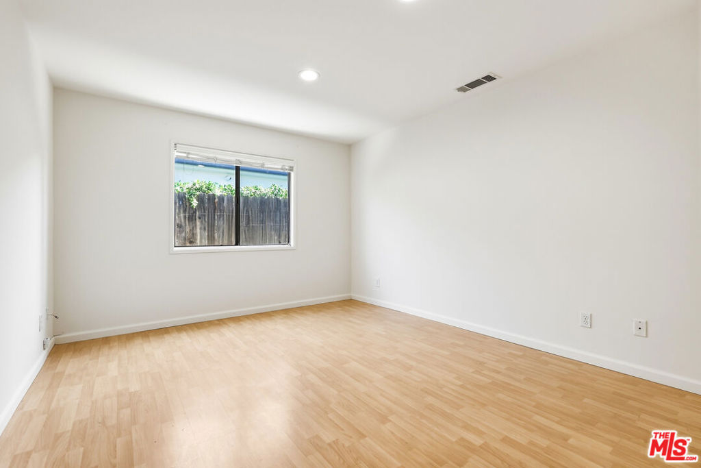 22451 Dolorosa Street Property Photo 8