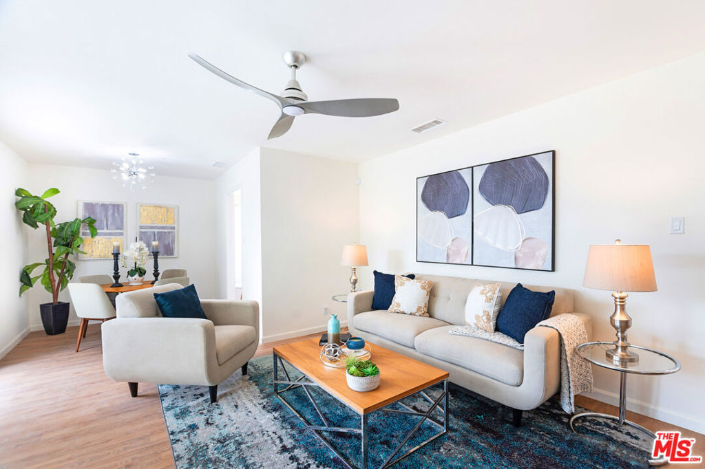 17209 Stagg Street Property Photo 11