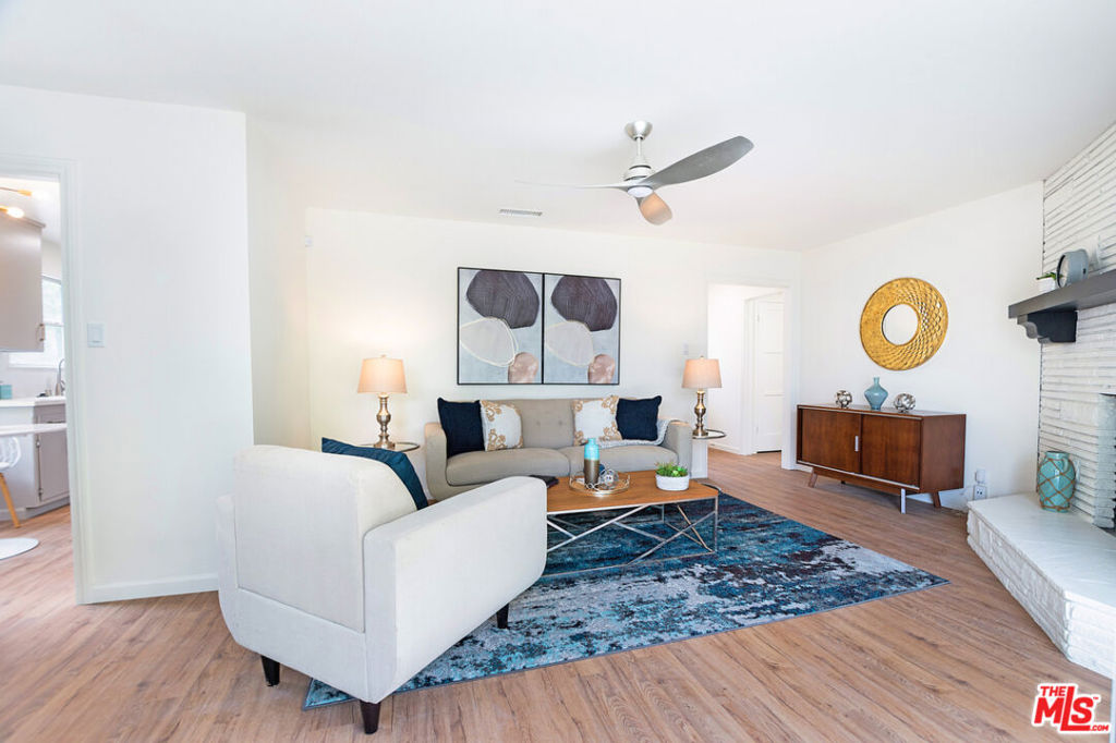 17209 Stagg Street Property Photo 13