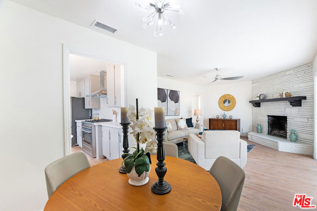 17209 Stagg Street Property Photo 14
