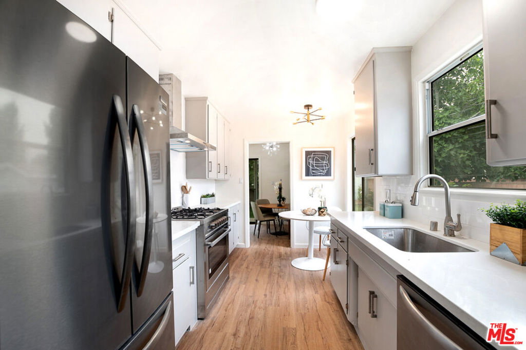 17209 Stagg Street Property Photo 17