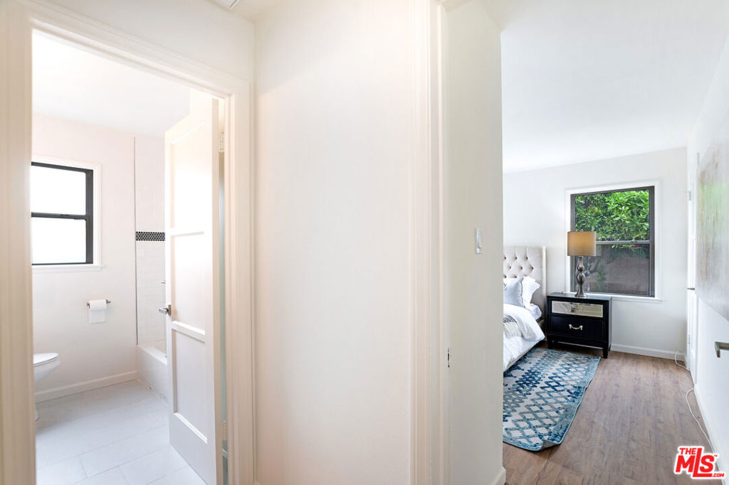 17209 Stagg Street Property Photo 25