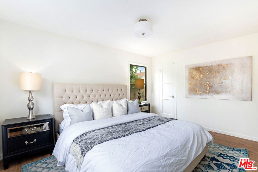 17209 Stagg Street Property Photo 28