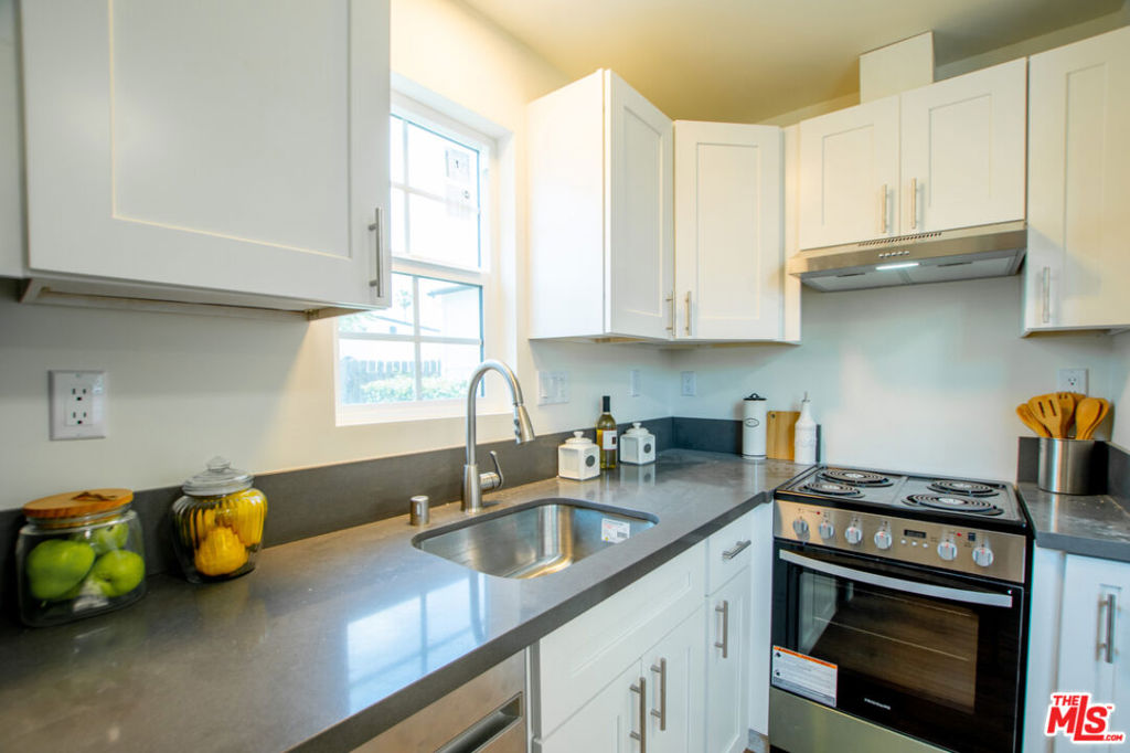 17209 Stagg Street Property Photo 44