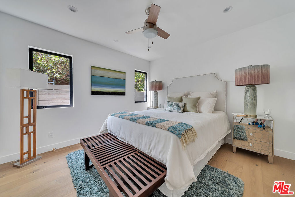 2415 Cloverfield Boulevard A Property Photo 10