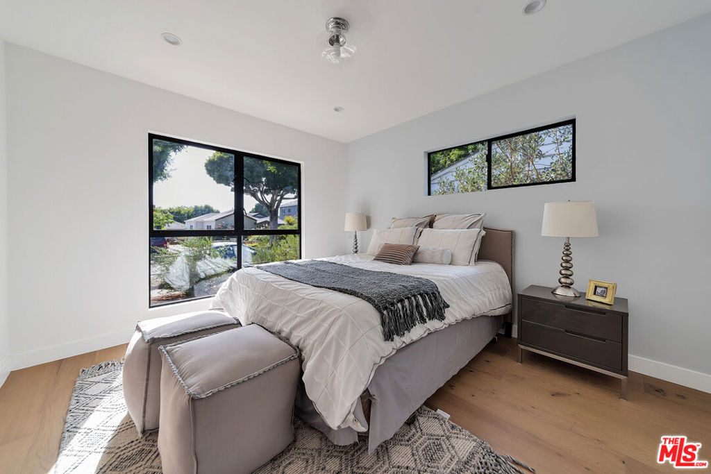 2415 Cloverfield Boulevard A Property Photo 13