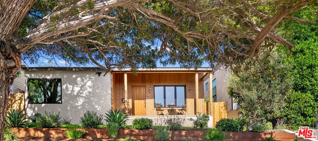 3452 Moore Street Property Photo 1