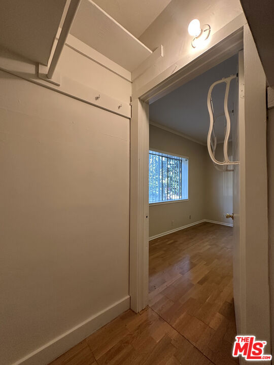 201 S Benton Way Property Photo 11