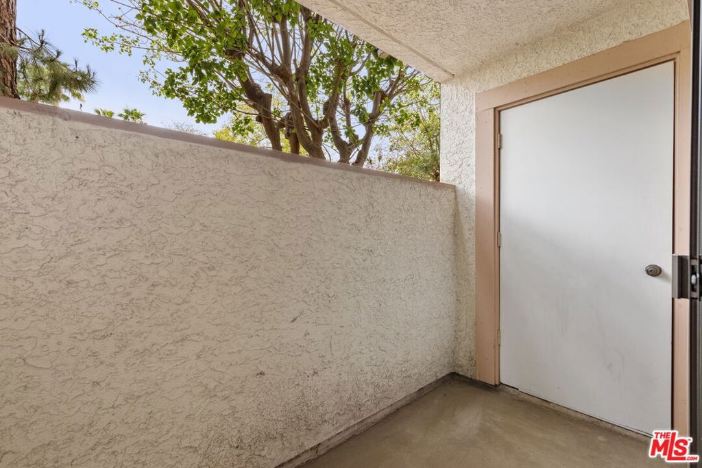 501 Palisades Drive 103 Property Photo 6