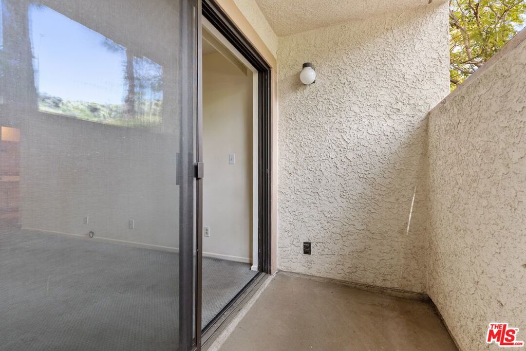 501 Palisades Drive 103 Property Photo 7