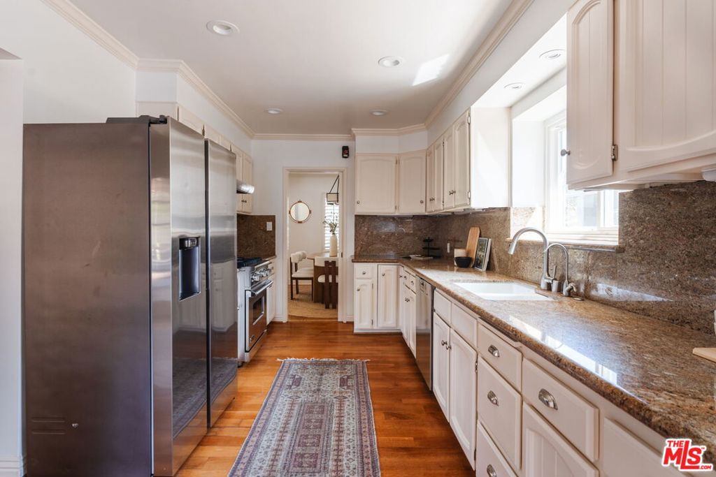 12348 Landale Street Property Photo 7