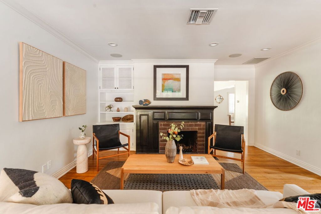 12348 Landale Street Property Photo 12