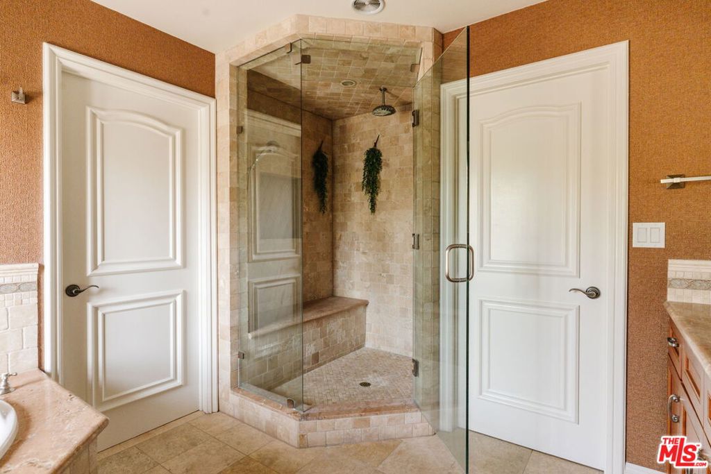 12348 Landale Street Property Photo 28