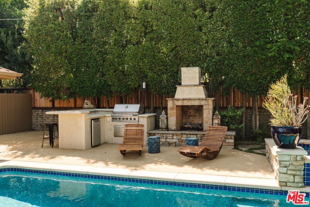 12348 Landale Street Property Photo 35
