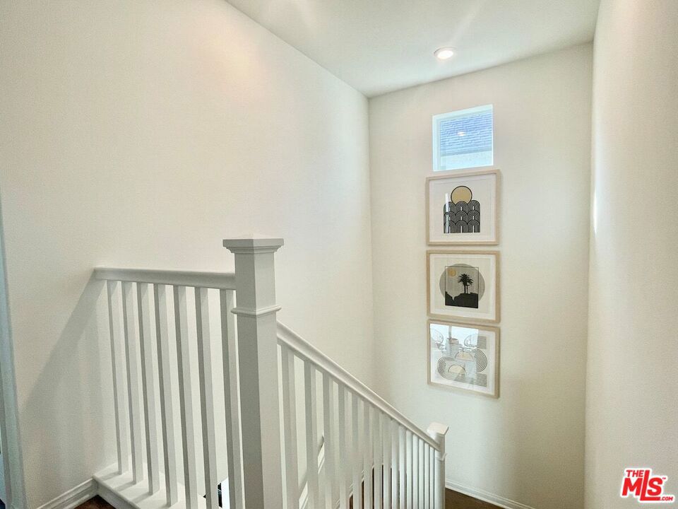 27482 Boulderview Way Property Photo 8
