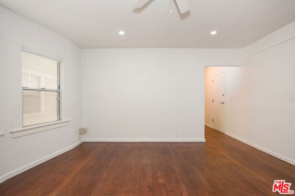 40 Rose Avenue 2 Property Photo 4