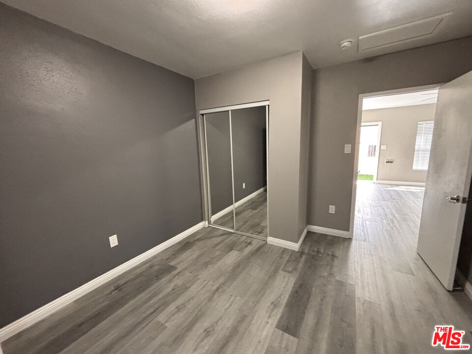 1000 N Sloan Avenue Property Photo 17