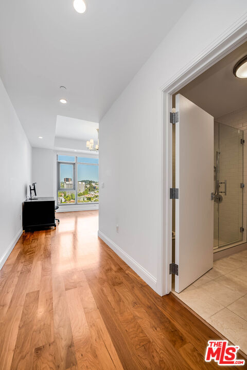 10800 Wilshire Boulevard 1101 Property Photo 20