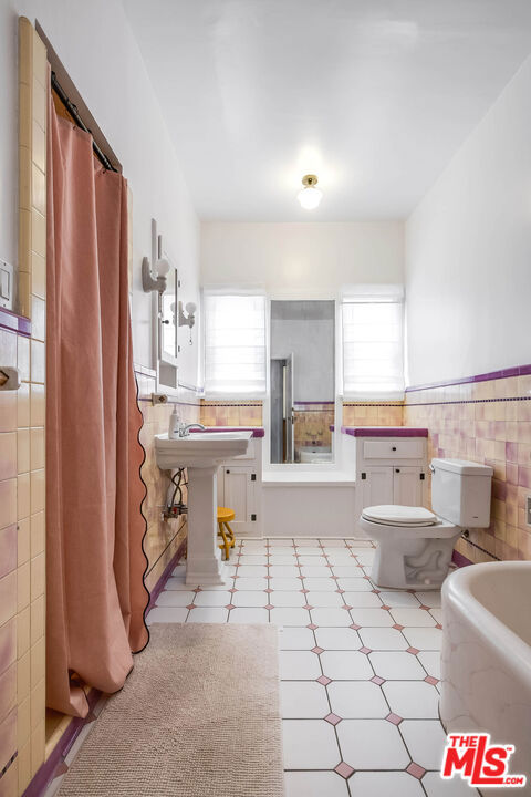 745 N Brighton Street Property Photo 21