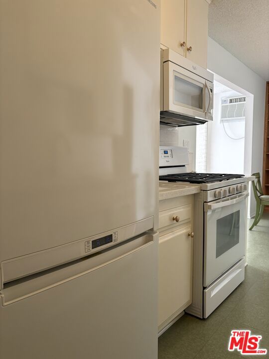 1807 Taft Avenue 2-3 Property Photo 18