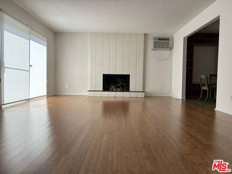 1807 Taft Avenue 2-3 Property Photo 21