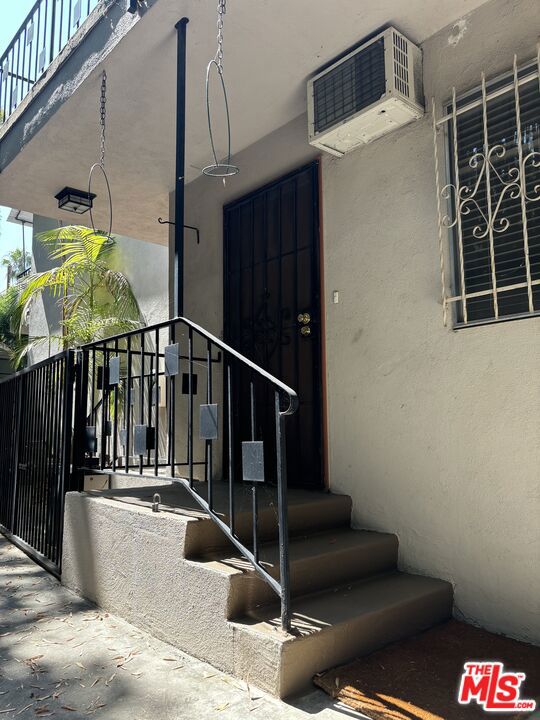 1807 Taft Avenue 2-3 Property Photo 29