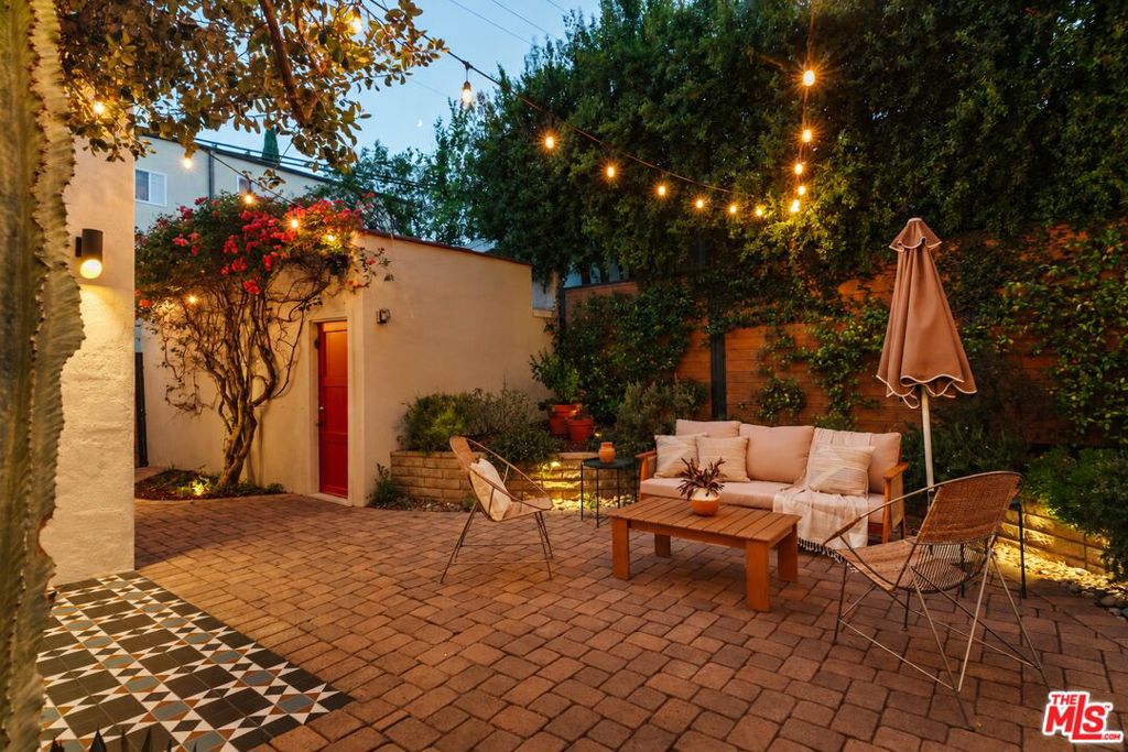 3221 Griffith Park Boulevard Property Photo 45