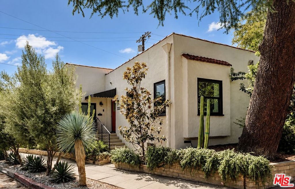 3221 Griffith Park Boulevard Property Photo 48