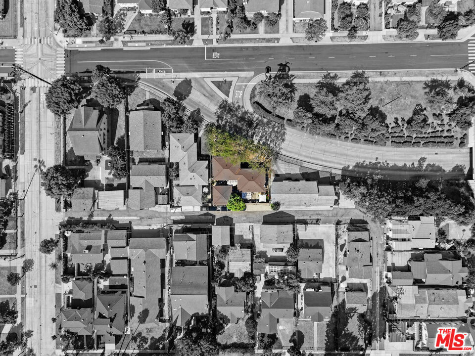 2024 S 6th Street Property Photo 6