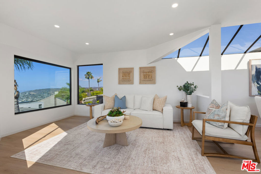 1130 Del Mar Avenue Property Photo 12