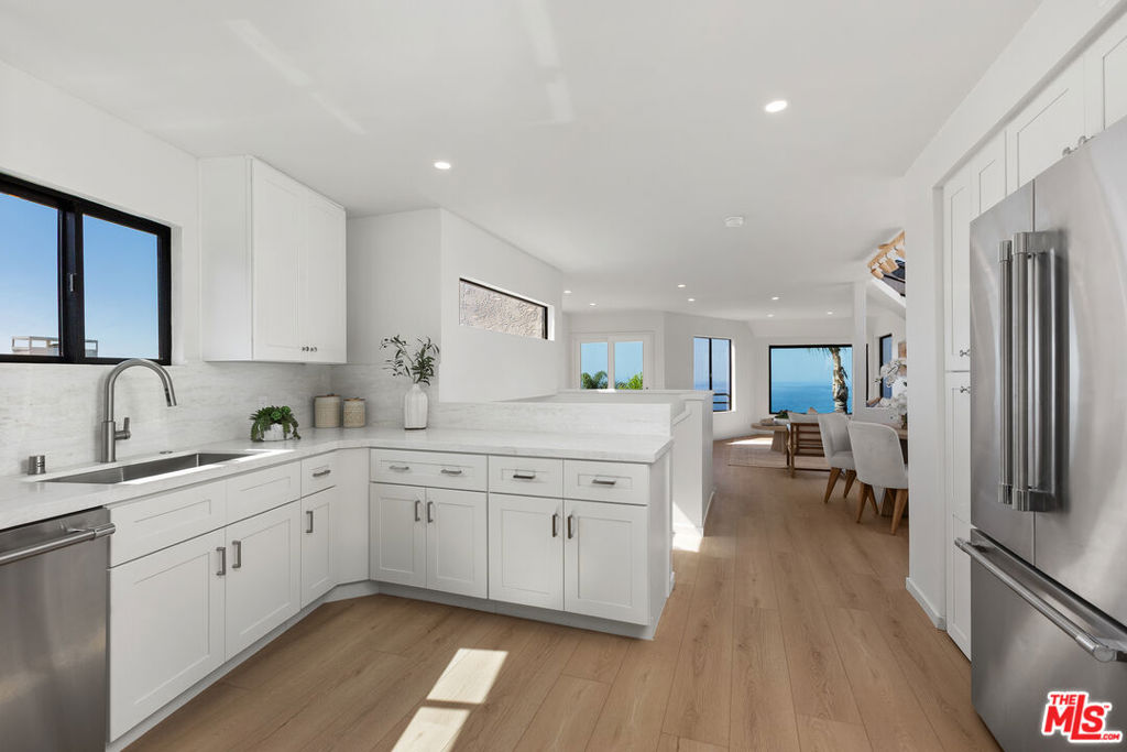 1130 Del Mar Avenue Property Photo 20