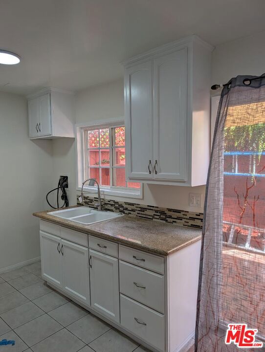 1920 Euclid Street Property Photo 9