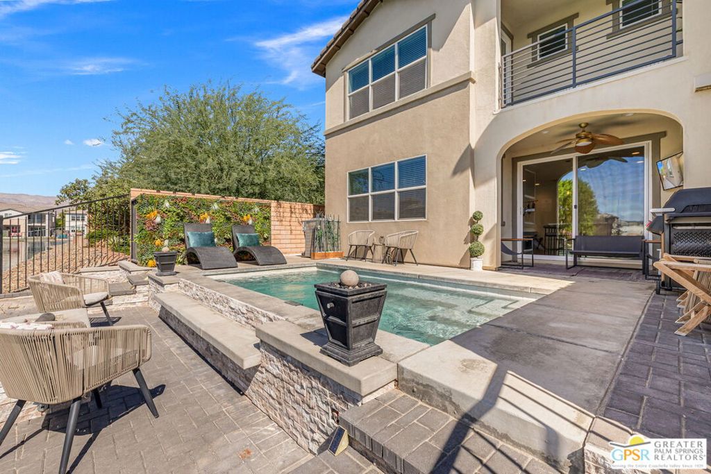 43241 Pietra Court Property Photo 2