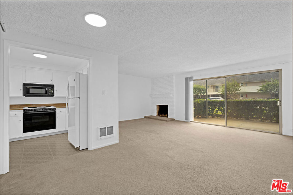 22929 Nadine Circle A Property Photo 59