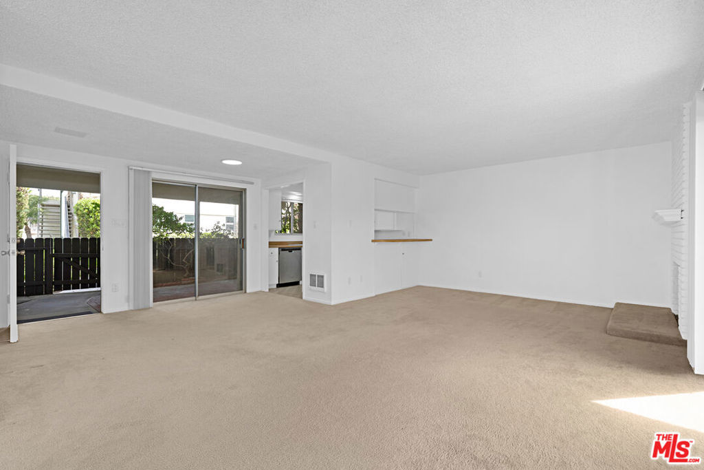 22929 Nadine Circle A Property Photo 66